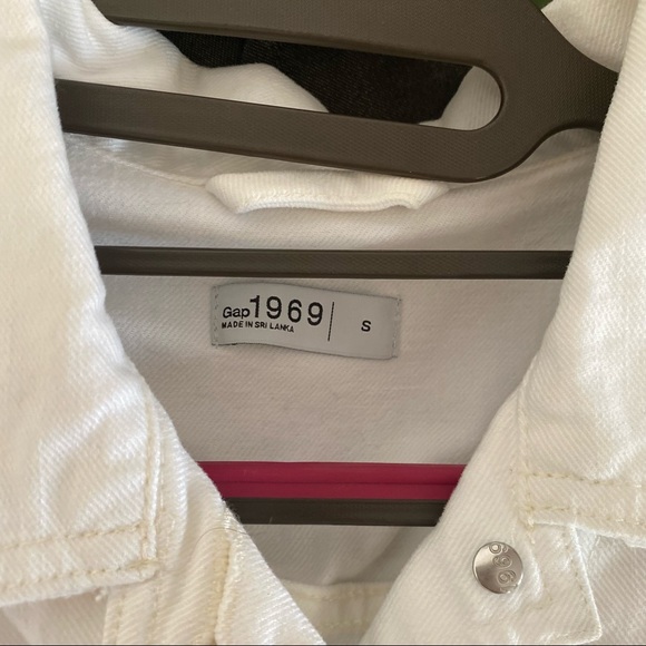 Gap white denim / jean jacket - Picture 6 of 7